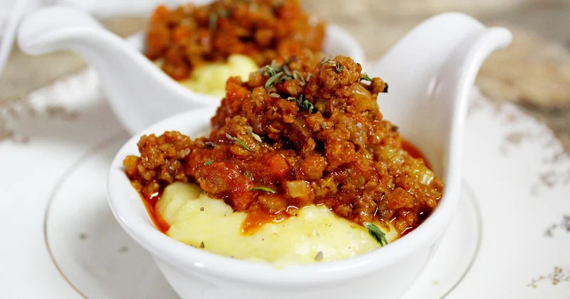 La sauce à la viande : bœuf, agneau, et la vraie question des épices